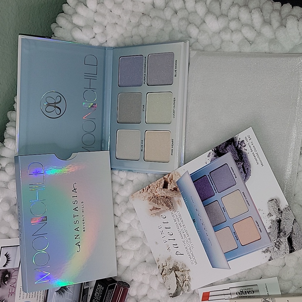 Various Makeup Items From Allure Beauty Boxes.. - Picture 5 of 12